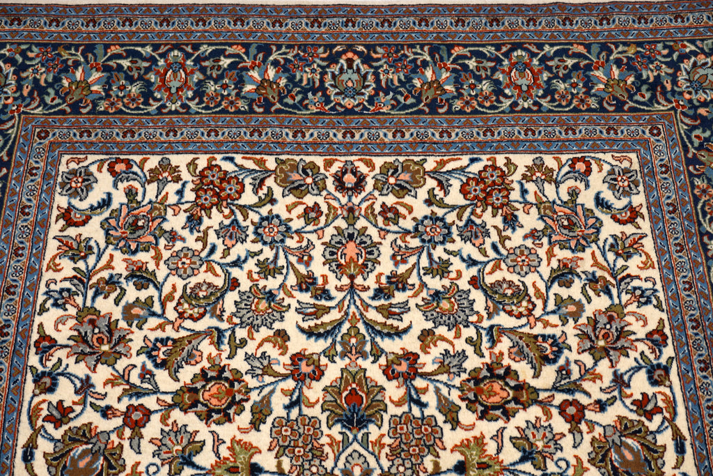 Keschan Perserteppich - florales Muster in Creme und Blau