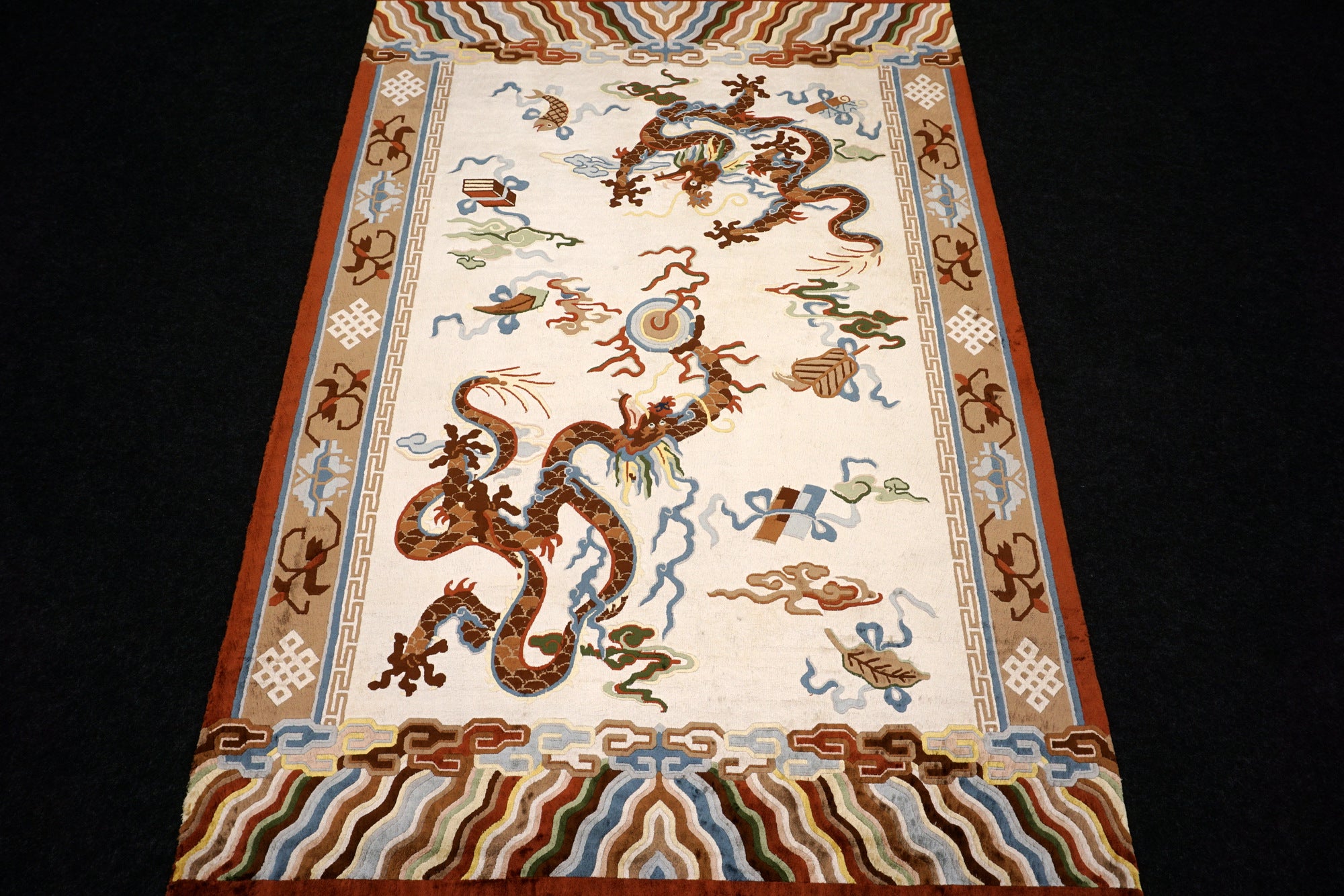 China Drachen Motiv Seidenteppich 184 x 124 cm Orient Teppich