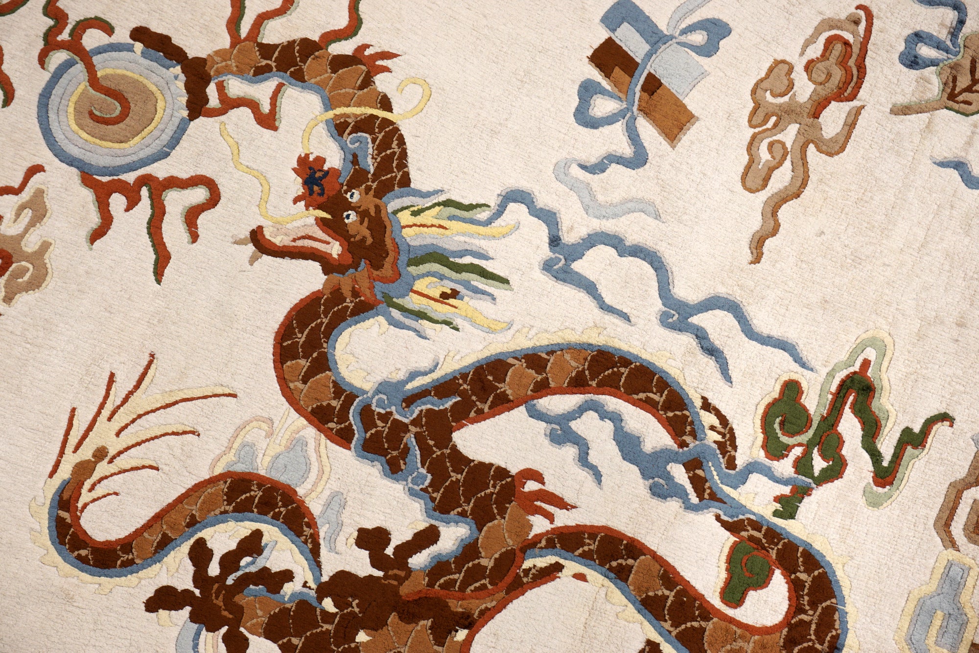 China Drachen Motiv Seidenteppich 184 x 124 cm Orient Teppich