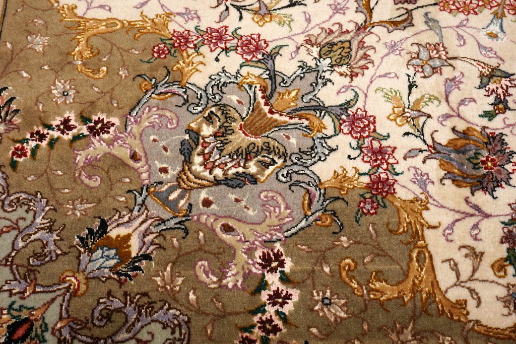 Täbriz Seidenteppich Quadratisch in Rosé und Beige