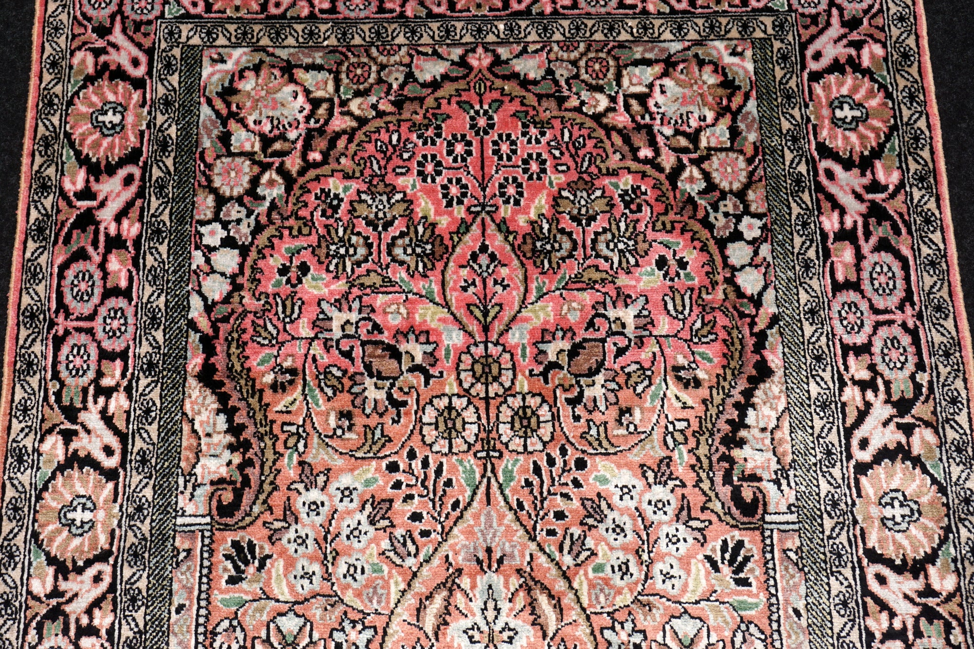 Ghom Kashmir 150 x 89 cm Orient Teppich Seidenteppich Handgeknüpft