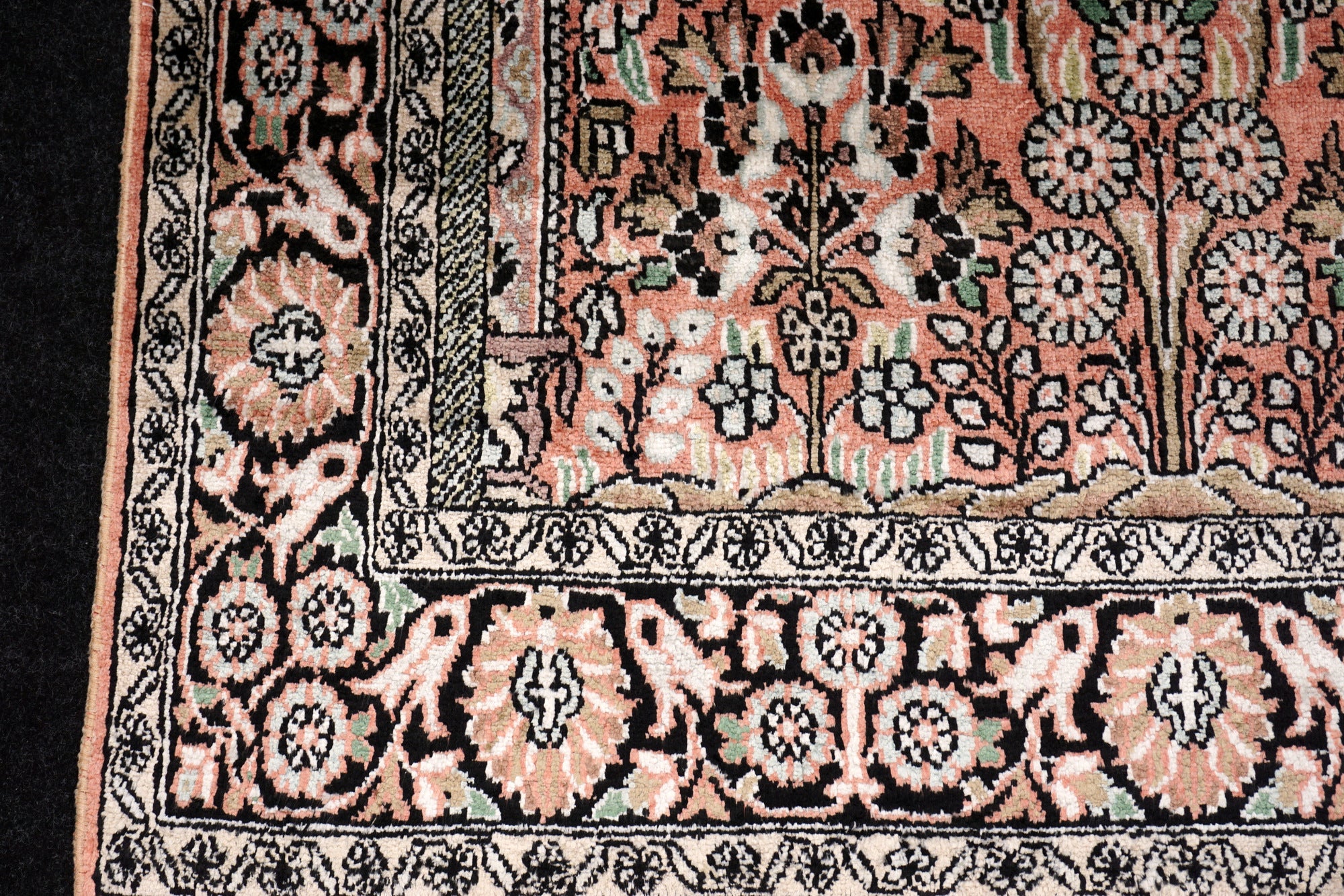 Ghom Kashmir 150 x 89 cm Orient Teppich Seidenteppich Handgeknüpft