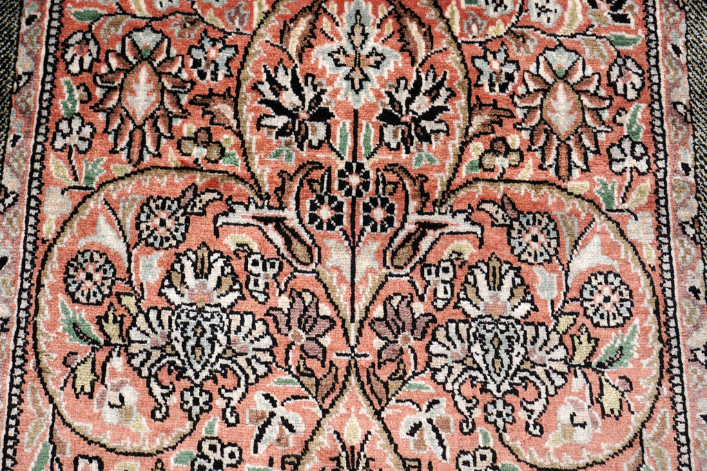 Ghom Kashmir 150 x 89 cm Orient Teppich Seidenteppich Handgeknüpft