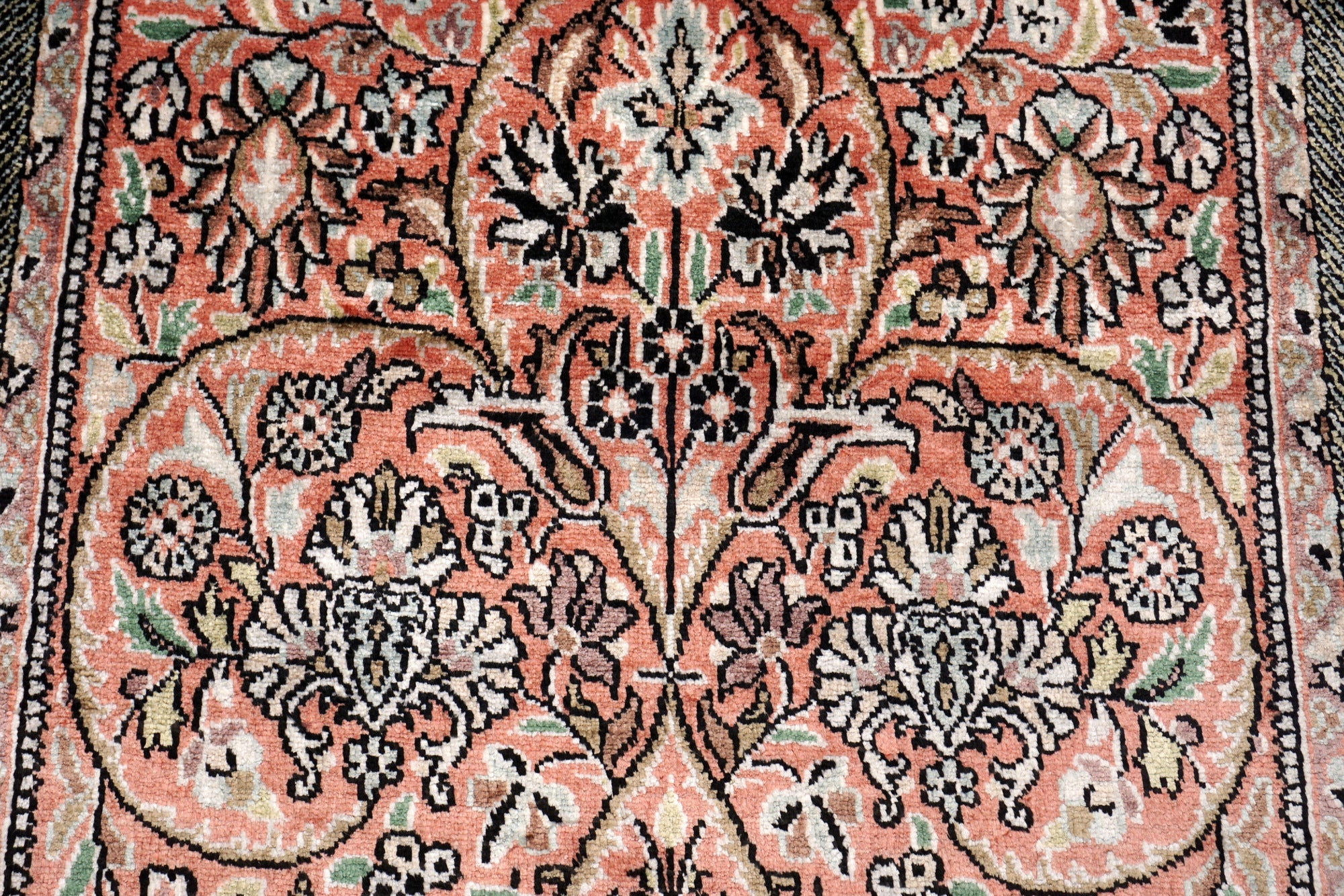 Ghom Kashmir 150 x 89 cm Orient Teppich Seidenteppich Handgeknüpft