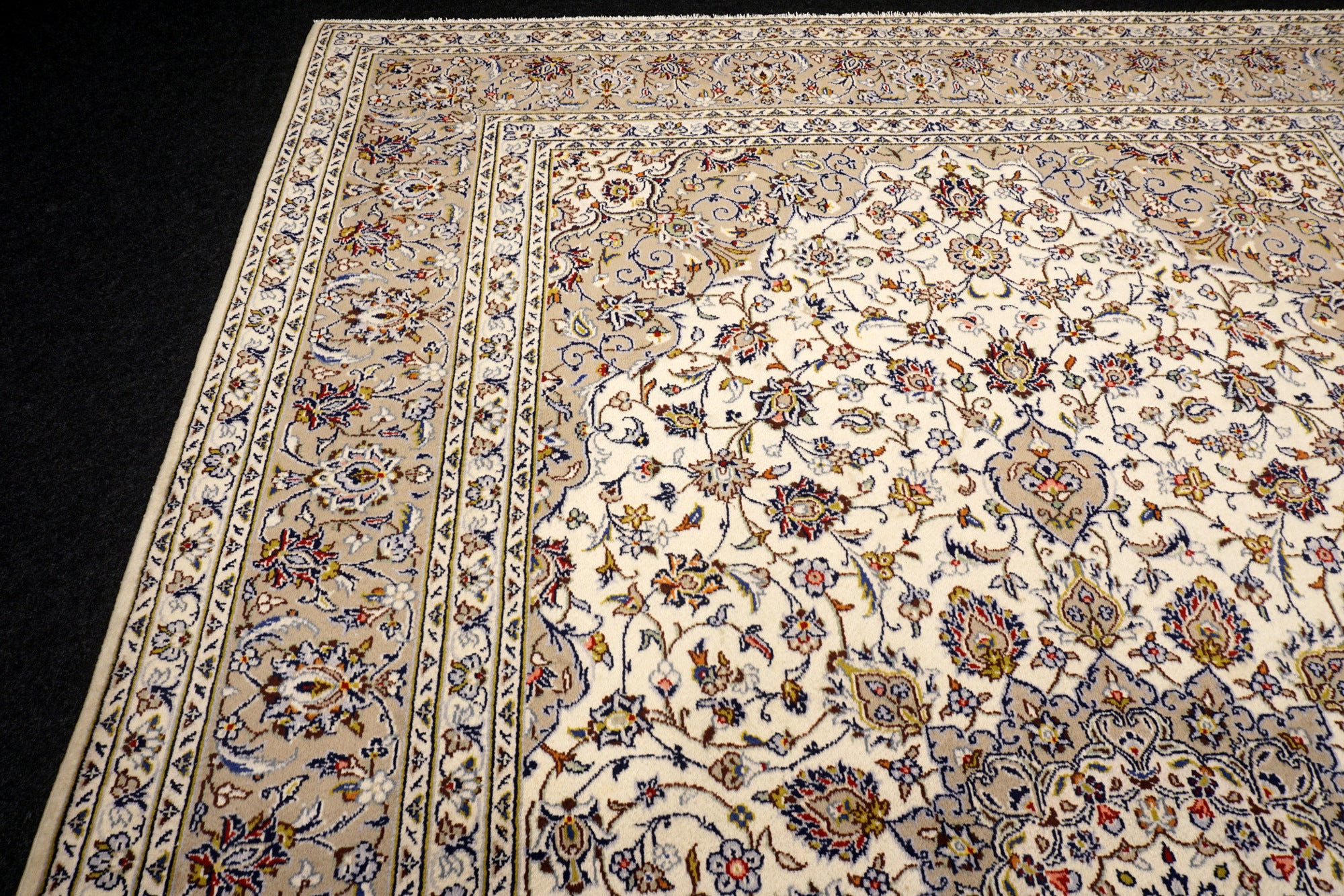 Keschan 350 x 249 cm Beige Perserteppich Handgeknüpft