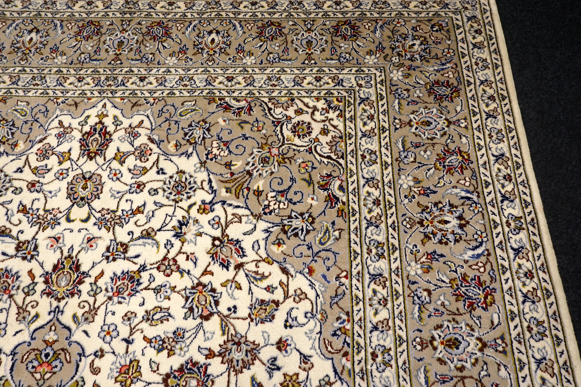 Keschan 350 x 249 cm Beige Perserteppich Handgeknüpft