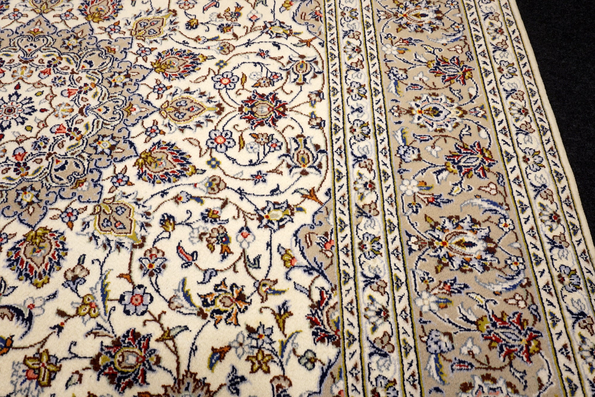 Keschan 350 x 249 cm Beige Perserteppich Handgeknüpft