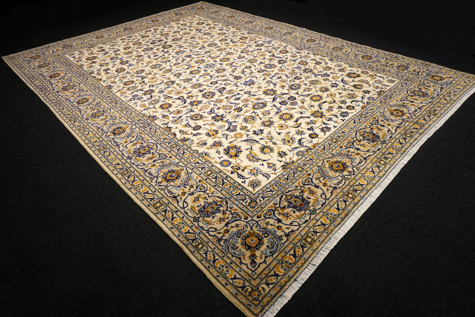 Keschan Perserteppich in Beige, Gold und Blau