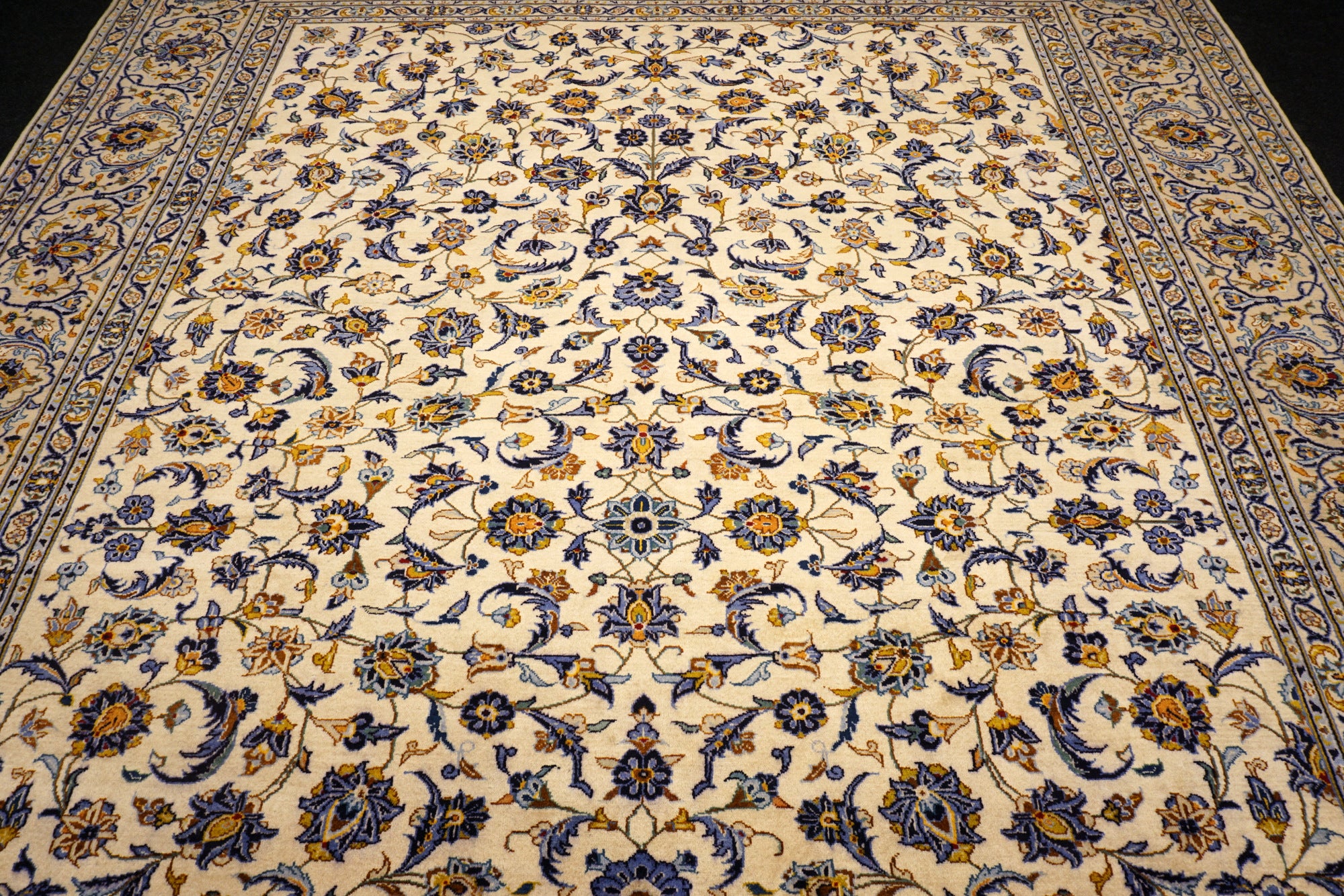 Keschan Perserteppich in Beige, Gold und Blau
