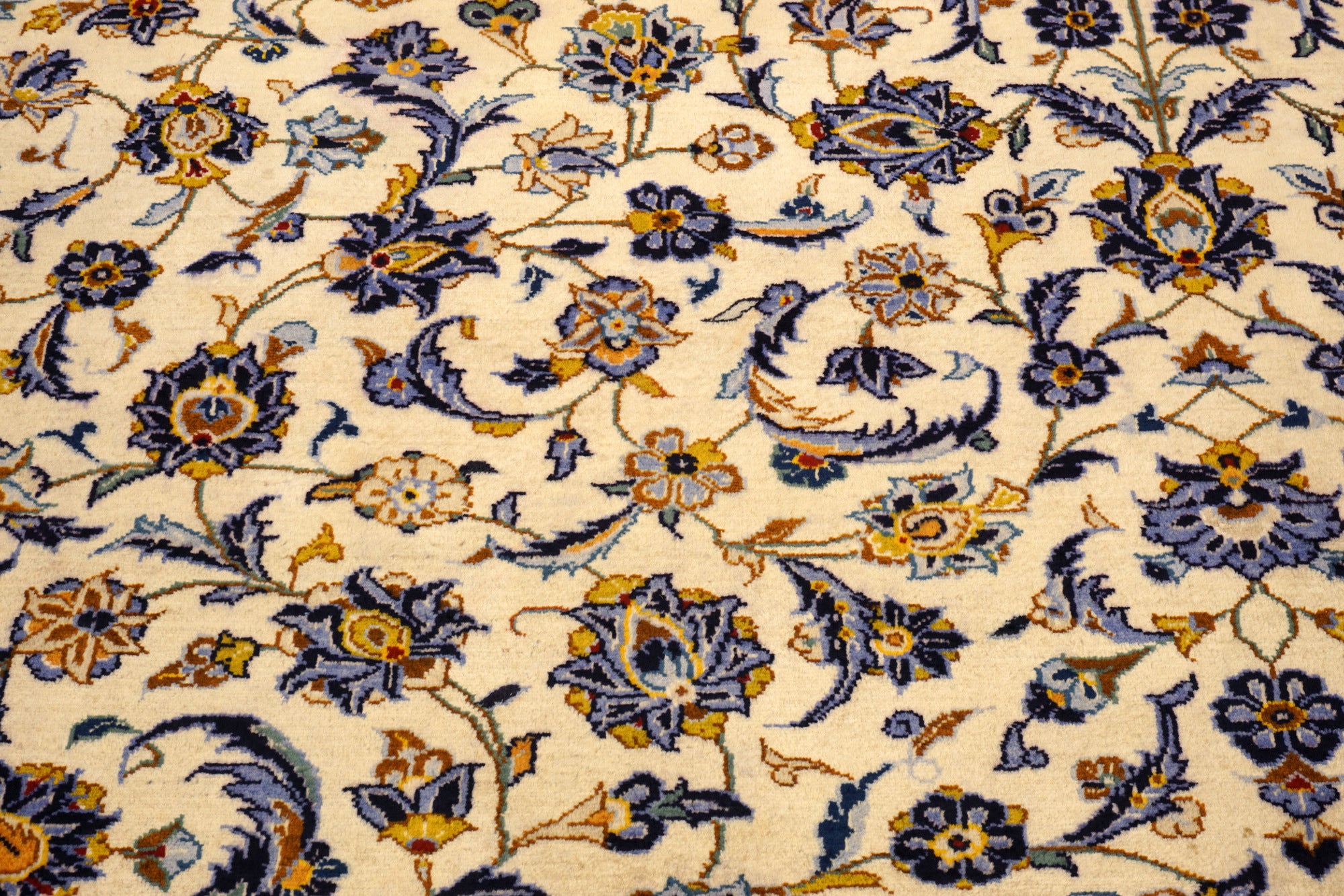 Keschan Perserteppich in Beige, Gold und Blau