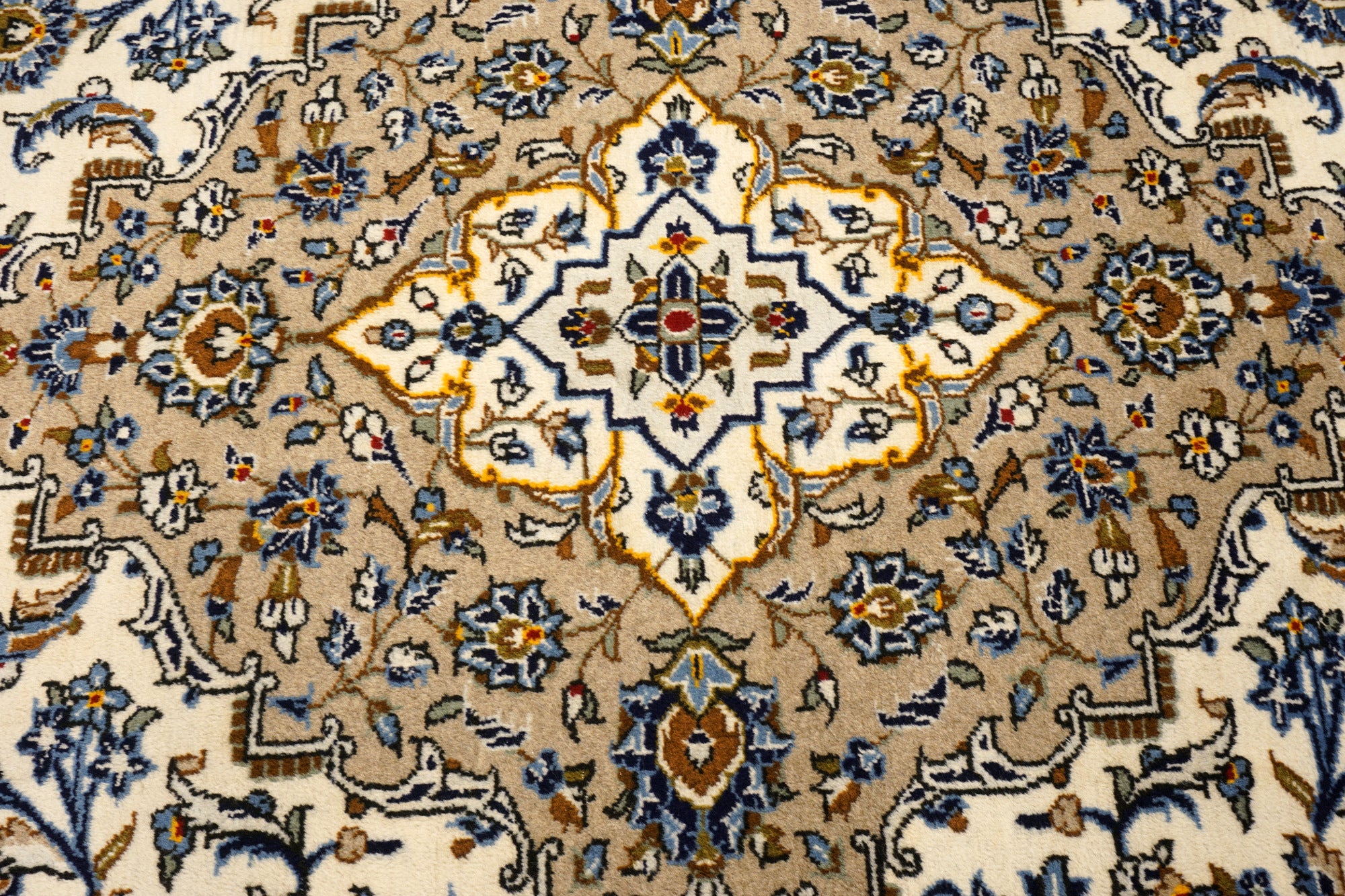 Keschan Teppich 401 x 297 cm Beige Sandfarbe