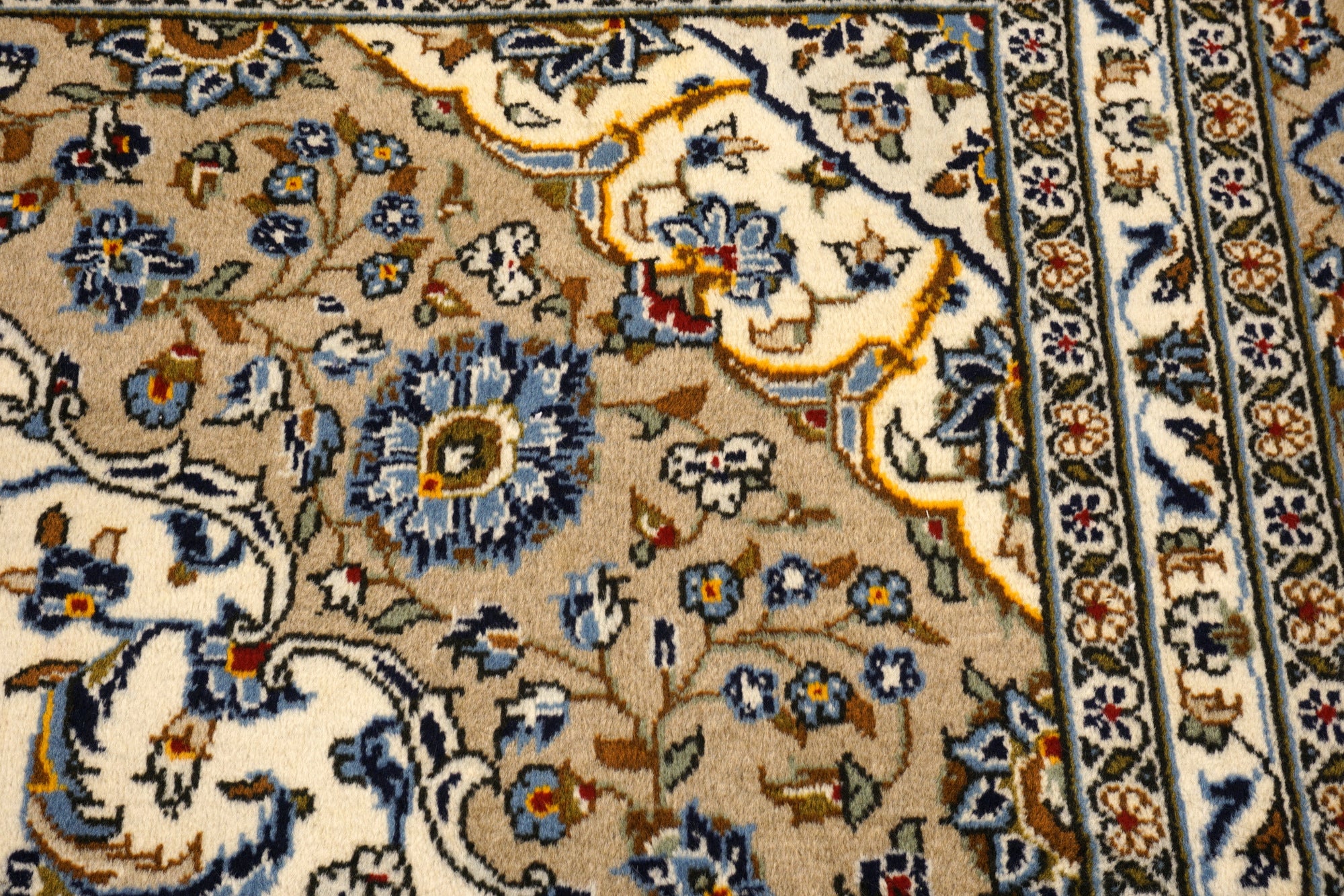 Keschan Teppich 401 x 297 cm Beige Sandfarbe