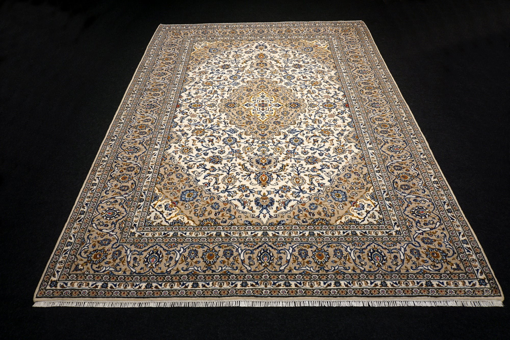 Keschan Teppich 401 x 297 cm Beige Sandfarbe