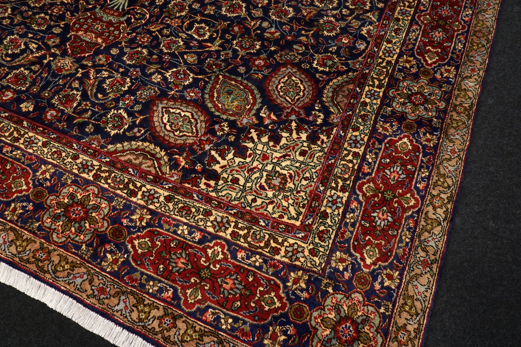 Täbriz Teppich 398 x 303 cm Dunkelblau Blau