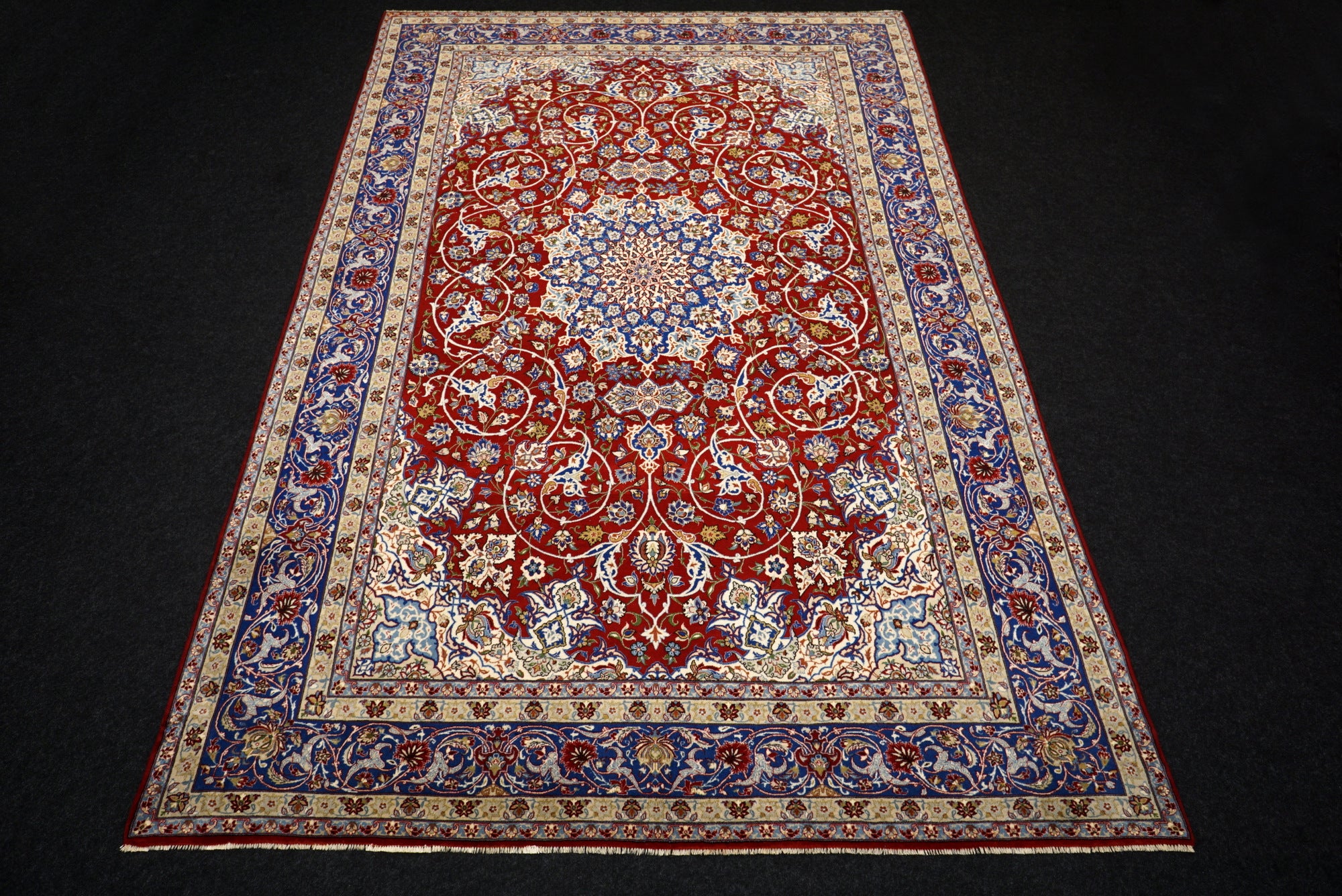 Isfahan Teppich 312 x 212 cm Rot Handgeknüpft