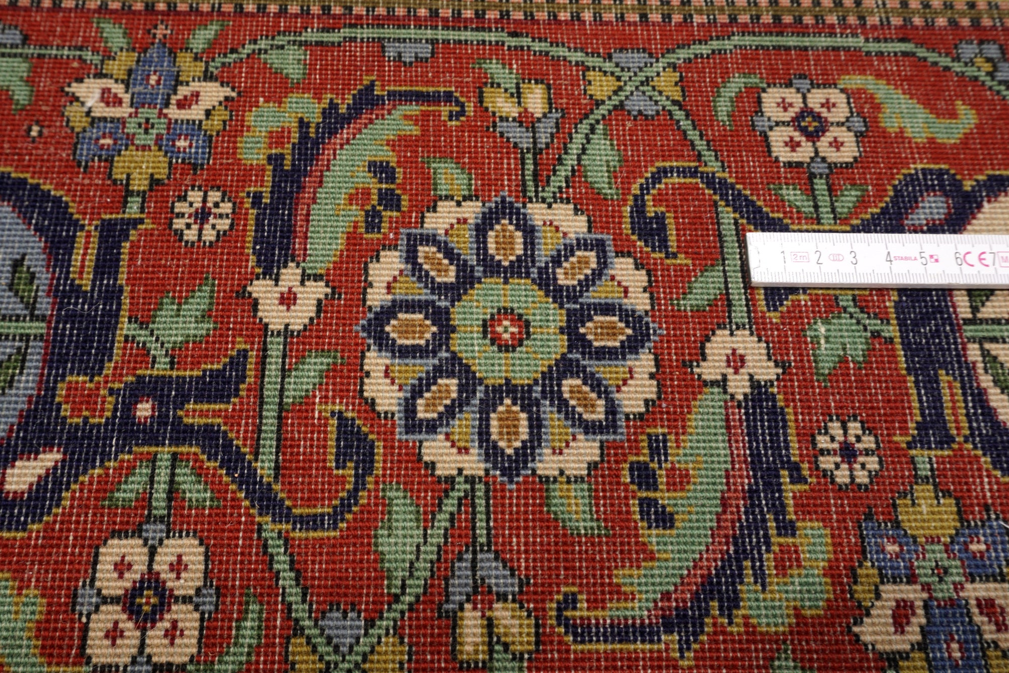 Täbriz Perserteppich - dunkelblaues Herati-Muster
