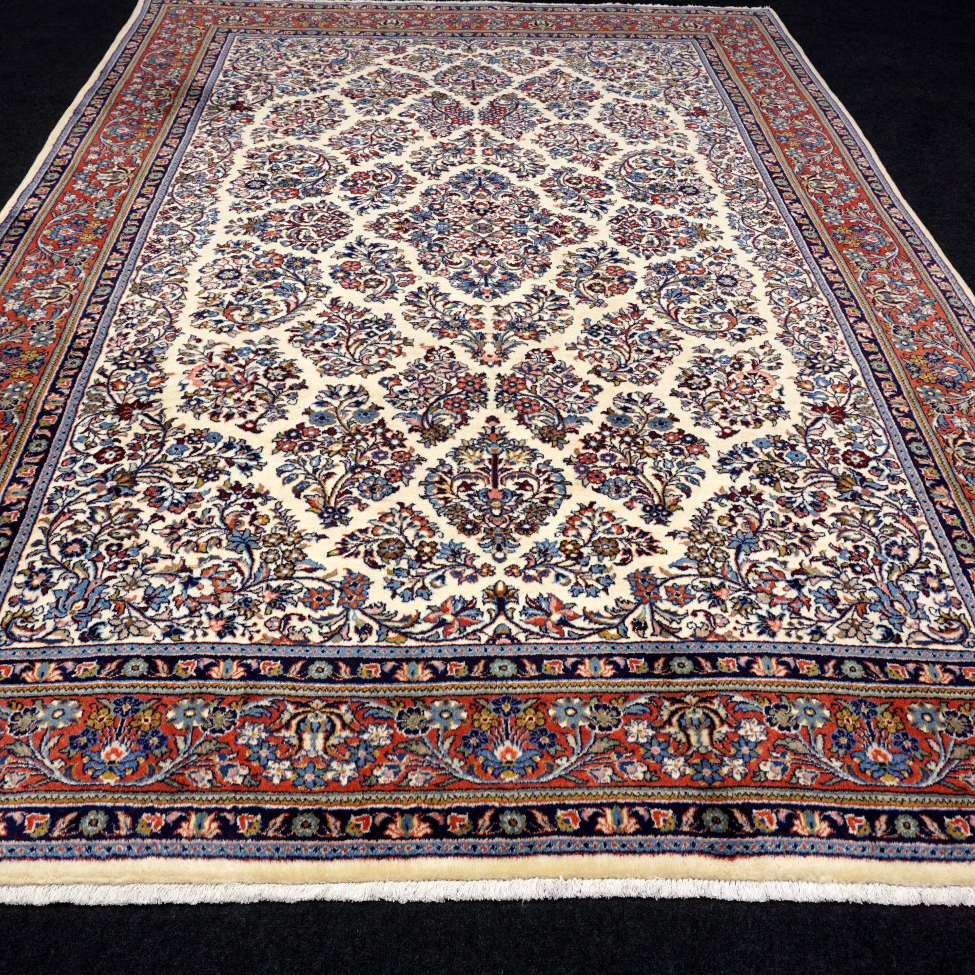 Sarough 345 x 240 cm Beige Perserteppich