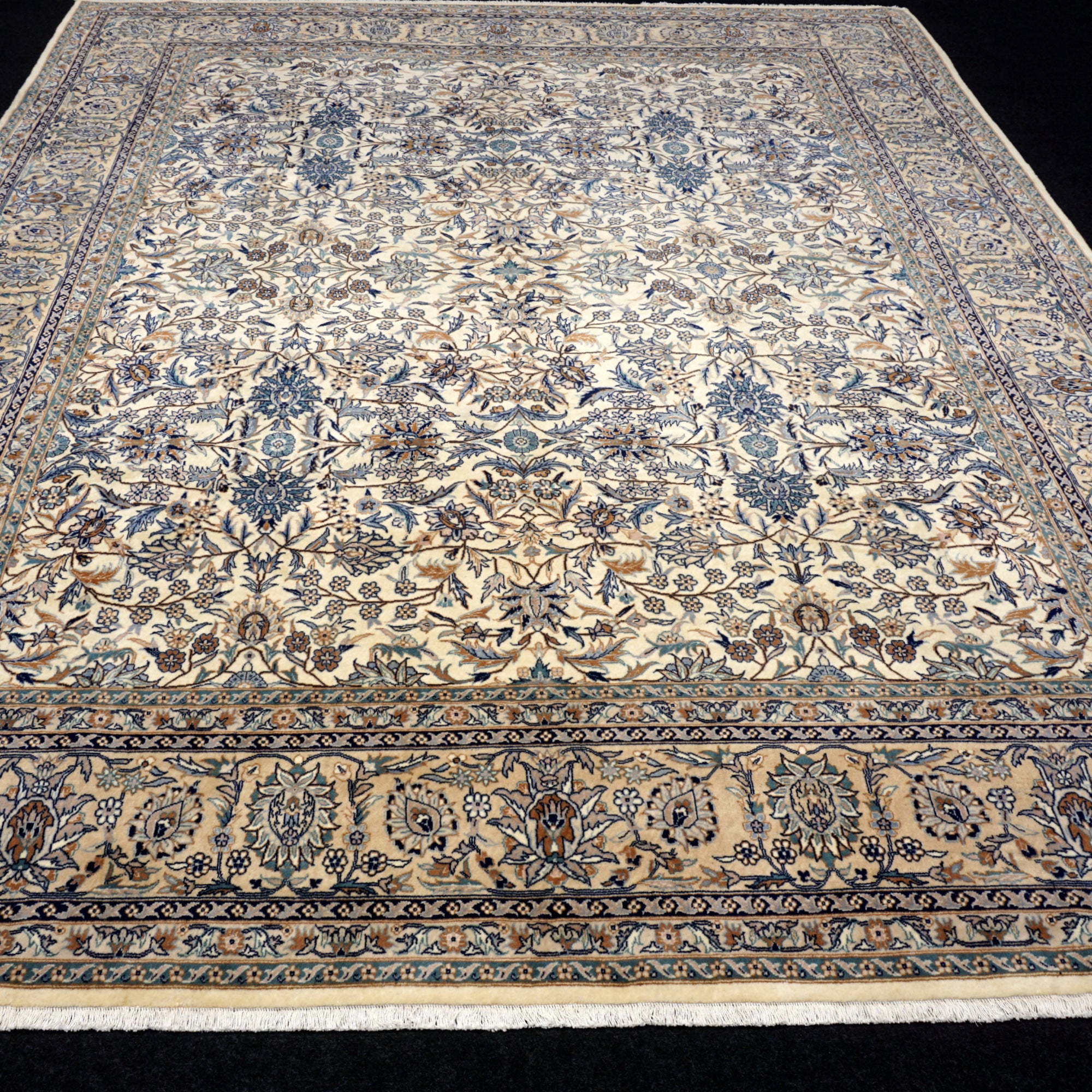 China Teppich 330 x 252 cm Täbriz Muster Beige Floral
