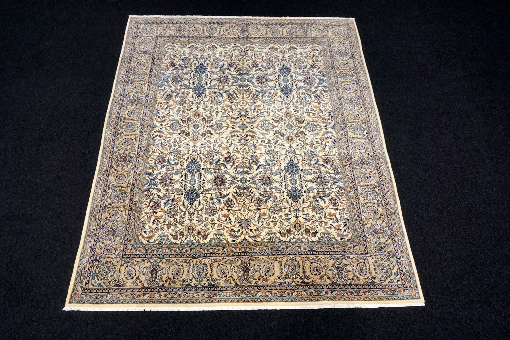 China Teppich 330 x 252 cm Täbriz Muster Beige Floral