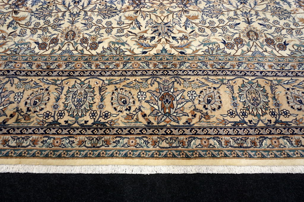 China Teppich 330 x 252 cm Täbriz Muster Beige Floral
