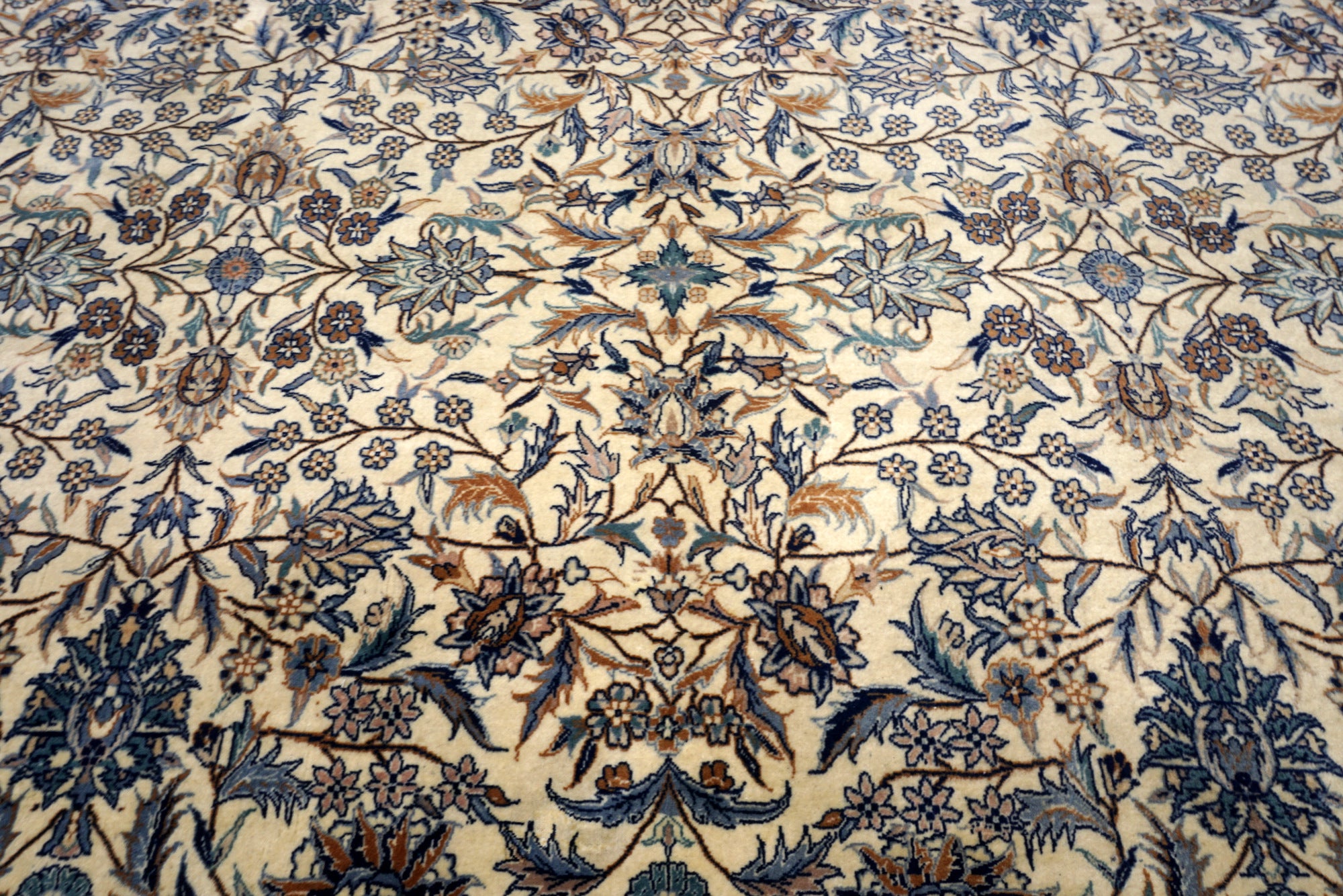 China Teppich 330 x 252 cm Täbriz Muster Beige Floral