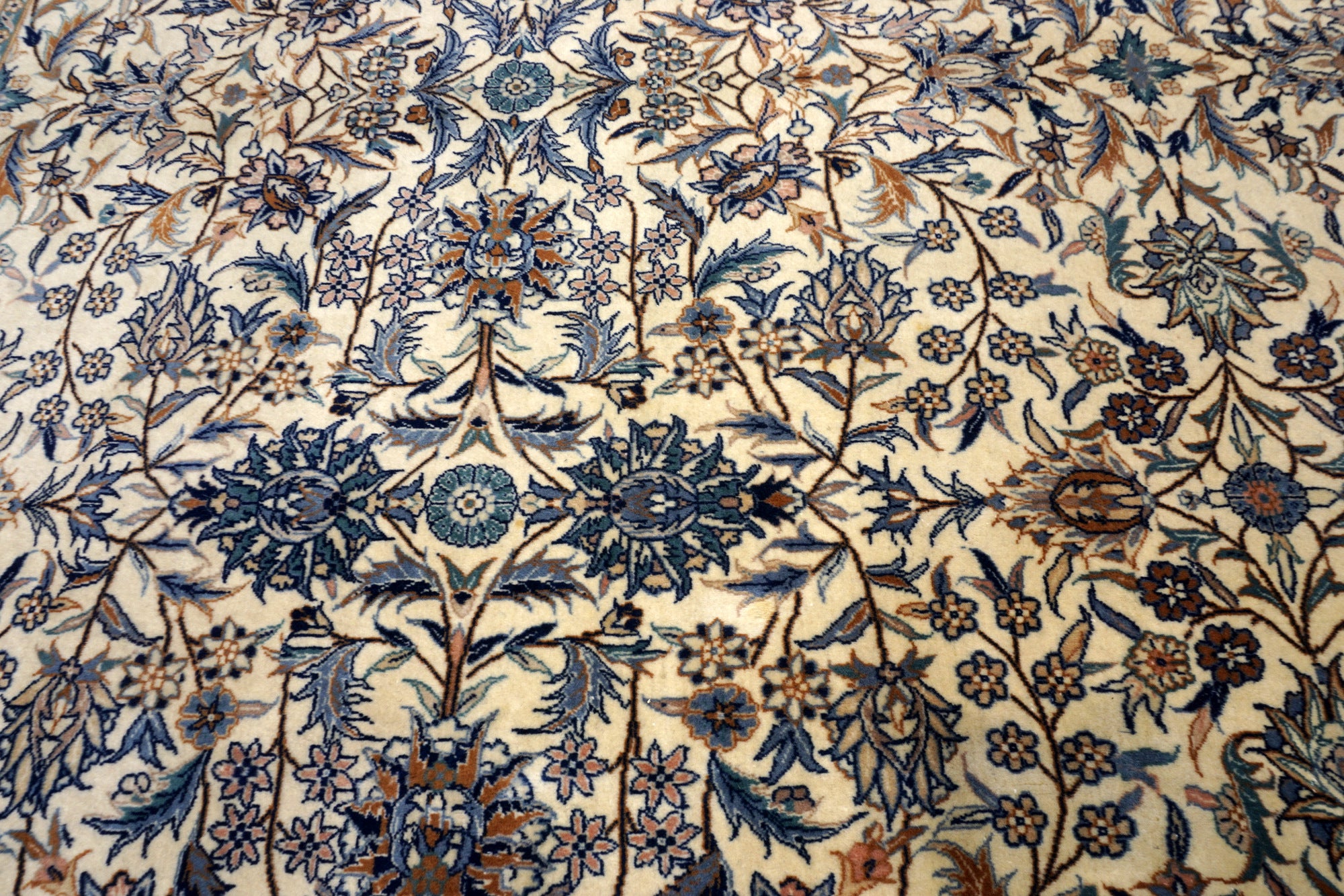 China Teppich 330 x 252 cm Täbriz Muster Beige Floral