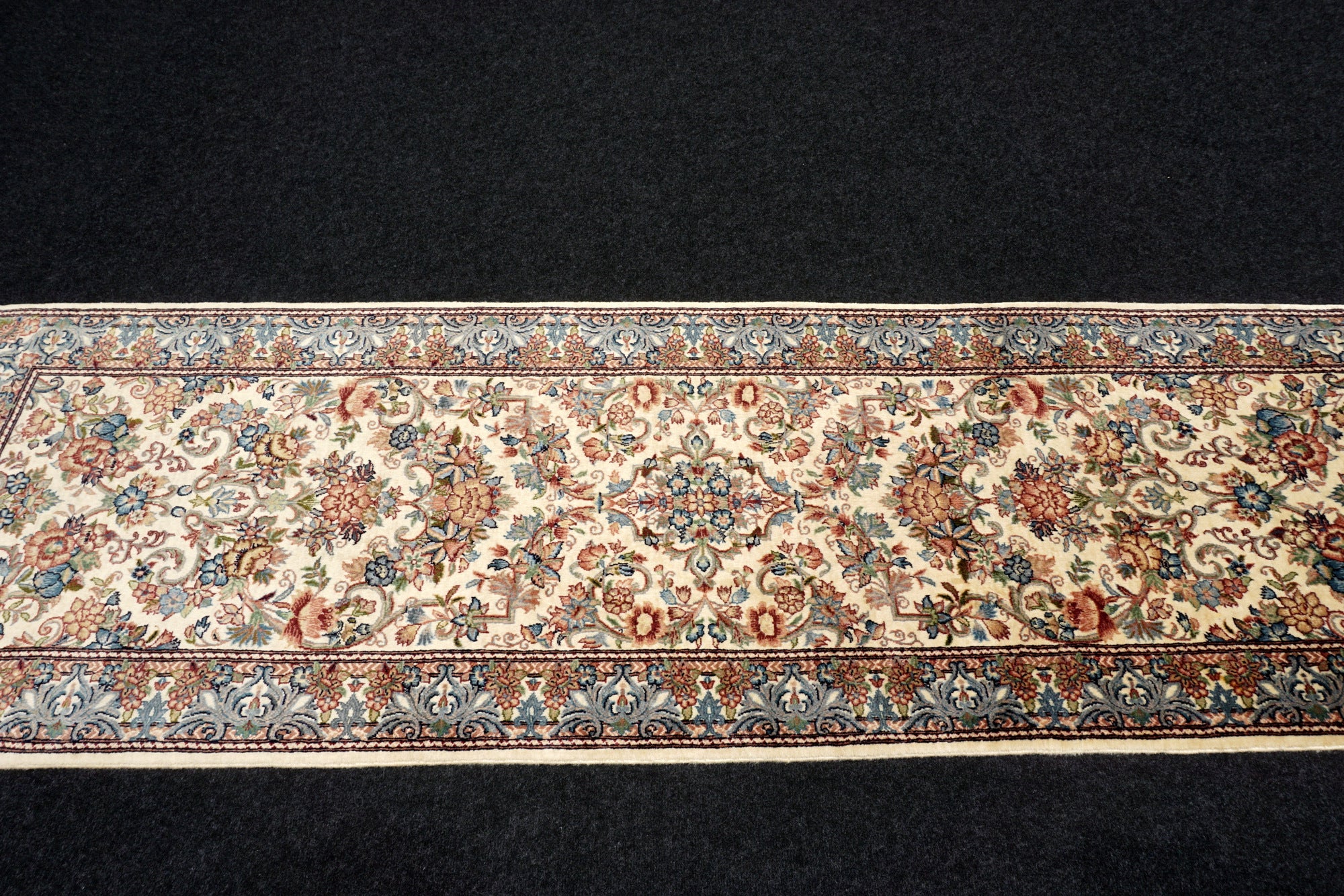 Orient Teppich Läufer 256 x 81 cm Ghom Muster Kaschmir
